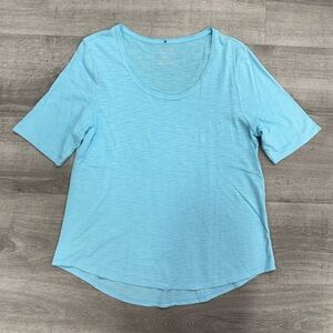 Chicos Size Medium Light Blue Women's Top